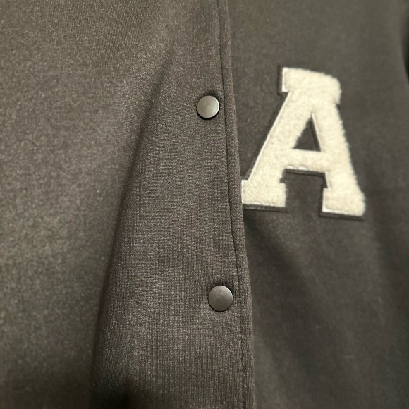 Color block Letter Patched Drop Shoulder Varsity Jacket - Never Worn - Size M - Picture 6 of 13